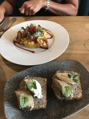 Bread and cheese   Spanish rice at Vegan Gorilla in Nice