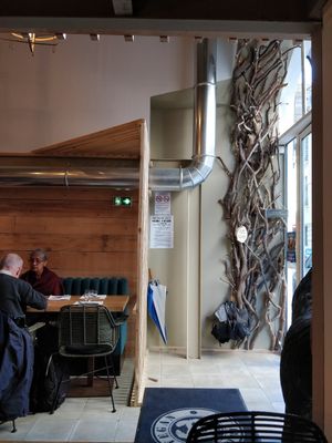 Welcome entrée at Vegan Gorilla in Nice