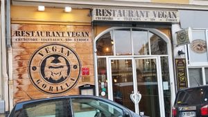 Outside at Vegan Gorilla in Nice