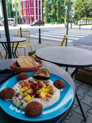 Mango plate at Mango Vegan Street Food - Powisle in Warsaw