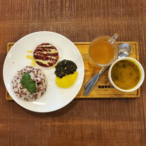 food at Eat Well Canteen 慧食堂 in New Territories