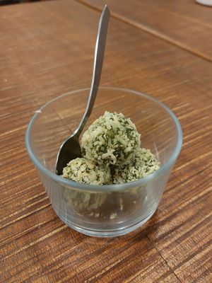 Raw Matcha Truffles 抹茶松露 at Eat Well Canteen 慧食堂 in New Territories