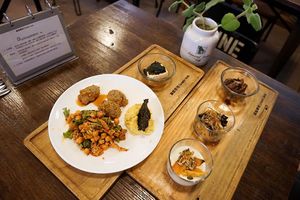 food at Eat Well Canteen 慧食堂 in New Territories