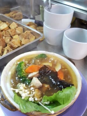 claypot toufu at Fortune Tree Vegetarian Food Stall in Central Singapore