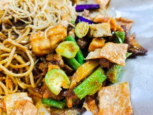 petai tempeh super good at Shun Fu Yuan Vegetarian 顺福园素食 in Central Singapore