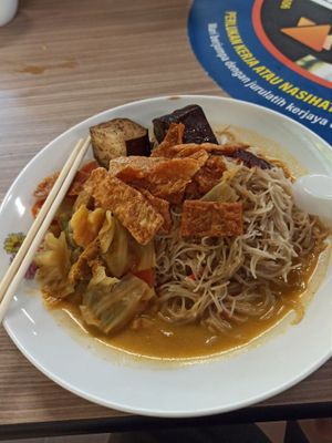  at Shun Fu Yuan Vegetarian 顺福园素食 in Central Singapore