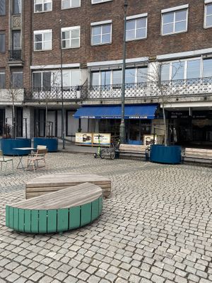 Outdoor   at The Fragrance of the Heart - Fritjof Nansens Plass in Oslo