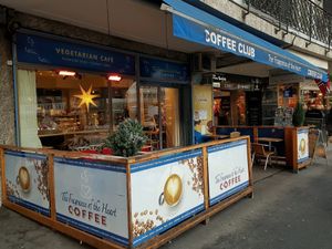 22.12.2017 at The Fragrance of the Heart - Fritjof Nansens Plass in Oslo