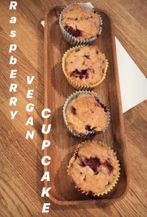 Raspberry Cupcakes 🧁  at s'Teeblatt in St Gallen