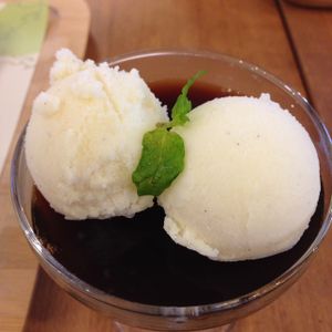 coffee jelly with soy ice cream at Sekai Cafe  in Tokyo
