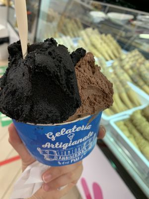 Black Hawaii, Chocolate + Fior di Latte  at Mirkoz Ice Cream in Sirmione