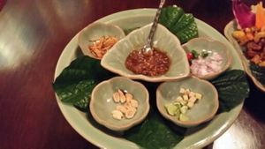 Complementary miangkam at Baan Kanitha in Bangkok