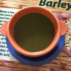 Spinach soup at Green Food Service in Oranjestad