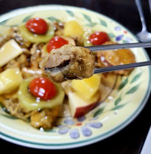 Sweet and sour mushrooms - close-up of mushroom at Chorokddeul Green Field - 초록뜰식당 in Seoul
