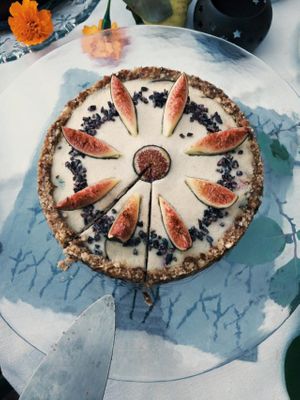 Our raw fig-cream cake! at Brunch Vegà al Jardí - Pop Up in Ullastret