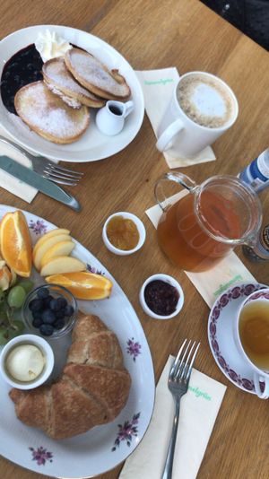 Veganes Croissont at Himmelgrün in Augsburg