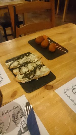 Tapas at El Jardin de los Dragones in Murcia