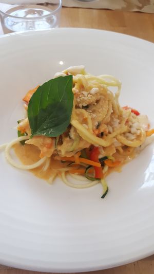 Pasta thai at El Jardin de los Dragones in Murcia