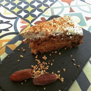 Carrot cake at El Jardin de los Dragones in Murcia