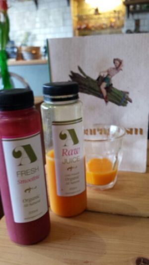 Fresh smoothies at Asparagasm in Nailsworth