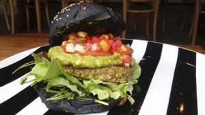 broccoli quinoa burguer at Broccoli Revolution - Sukhumvit Rd in Bangkok