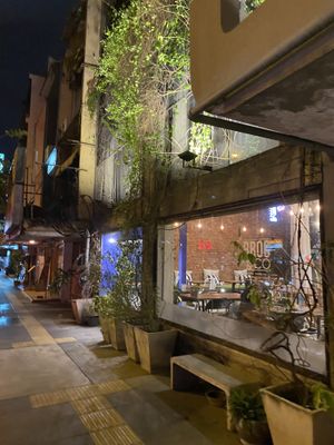 The front  at Broccoli Revolution - Sukhumvit Rd in Bangkok