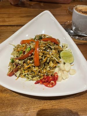 Lephet thoke  at Broccoli Revolution - Sukhumvit Rd in Bangkok