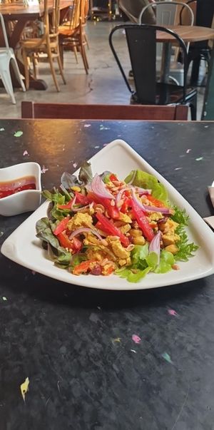 Phenom Penh inspired tofu salad at Broccoli Revolution - Sukhumvit Rd in Bangkok