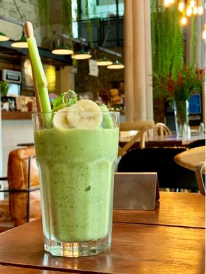 Green smoothie  at Broccoli Revolution - Sukhumvit Rd in Bangkok