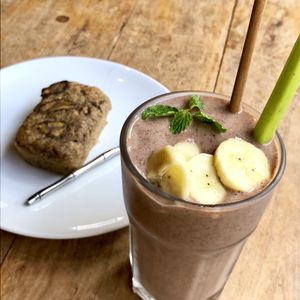 Choco banana smoothie with banana cake at Broccoli Revolution - Sukhumvit Rd in Bangkok