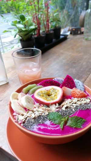 Pittaya smoothie bowl at Broccoli Revolution - Sukhumvit Rd in Bangkok