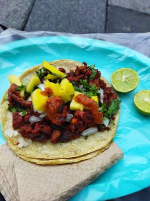 Taco de pastor at Gatorta - Food Stand in Mexico City