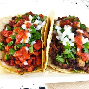 Soyita pibil y suadero at Gatorta - Food Stand in Mexico City
