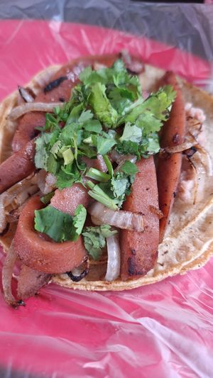 Hoy se probó el taco de salchicha 🌱🫶🏻 at Gatorta - Food Stand in Mexico City