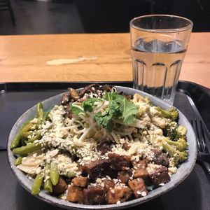 Buddha loves broccoli bowl at Forky's - Jakubské Nam. in Brno