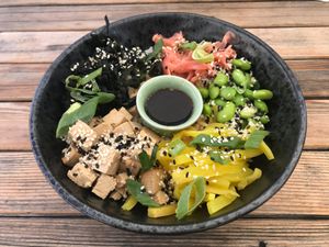 Sushibowl at Forky's - Jakubské Nam. in Brno