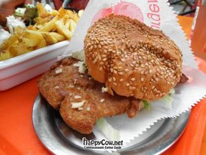 Soya steak burger at Yellow Sunshine in Berlin