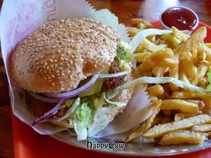 Double Chicken Cheese Burger at Yellow Sunshine in Berlin