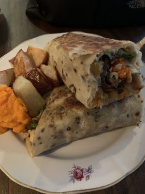 Seitan wrap at Vegan Wraps in Montevideo