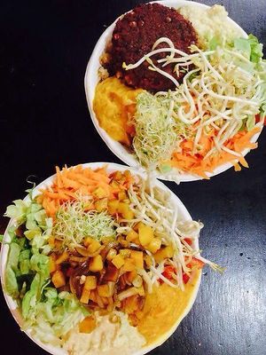 burguer de lentejas al plato at Vegan Wraps in Montevideo