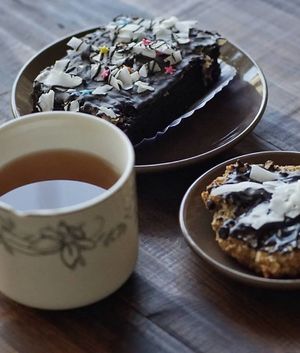 tea and desserts at Vegan Wraps in Montevideo