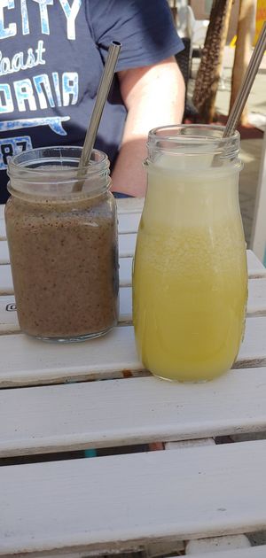 'Boostpack' smoothie (left) and 'Fresh' juice at H2O Juice Bar & Vegan Cafe in Fuerteventura