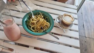 Zucchini spaghetti at H2O Juice Bar & Vegan Cafe in Fuerteventura