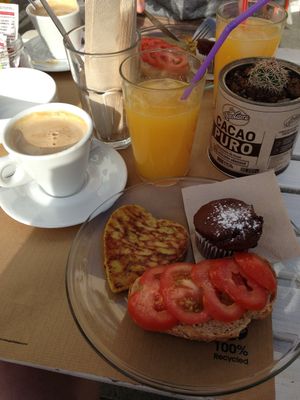 Viva vegan breakfast at H2O Juice Bar & Vegan Cafe in Fuerteventura