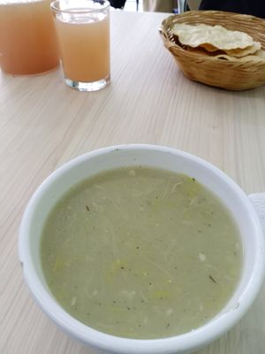 Sopa de poro y papa at Al Natural in Mexico City