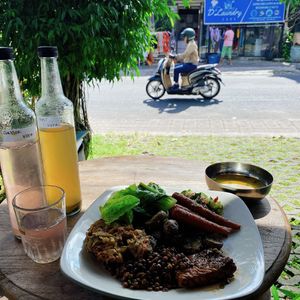 The portion is so generous and the staff is super friendly. The majority of the menu changes daily and they start all you can eat breakfast from 17 May 2023. Definitely going back  at Oma Jamu in Canggu