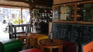shop view - there is a minor supermarket, drinks, desserts, fruits, veg, spreads, etc. at Oma Jamu in Canggu