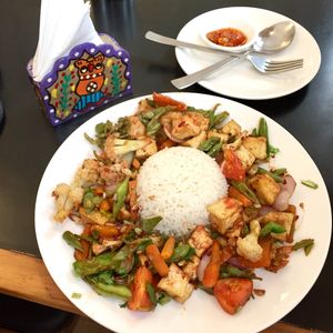Stirfry tofu and veg at Aniyor Vegetarian Restaurant in Kathmandu