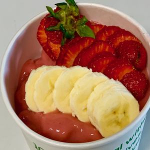 ACAI & SMOOTHIE BOWLS- STRAWBERRY FIELDS at Vitality Juicery in Dublin