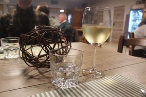 Vino at Il Cardo e l'Ortica in Mondovi